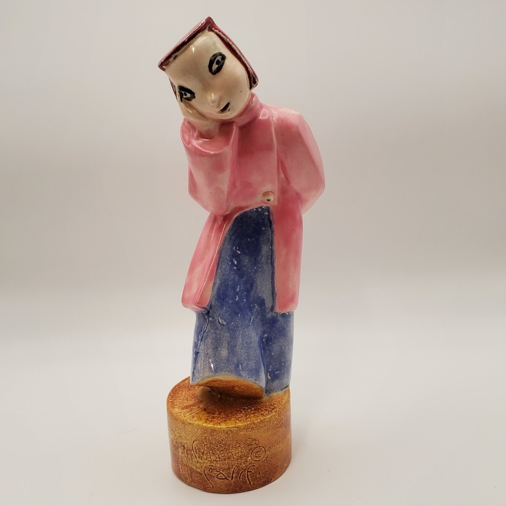 Vintage Goth Girl Signed Studio Pottery‎ Figurine Daisy